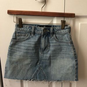 Hollister high waisted skirt